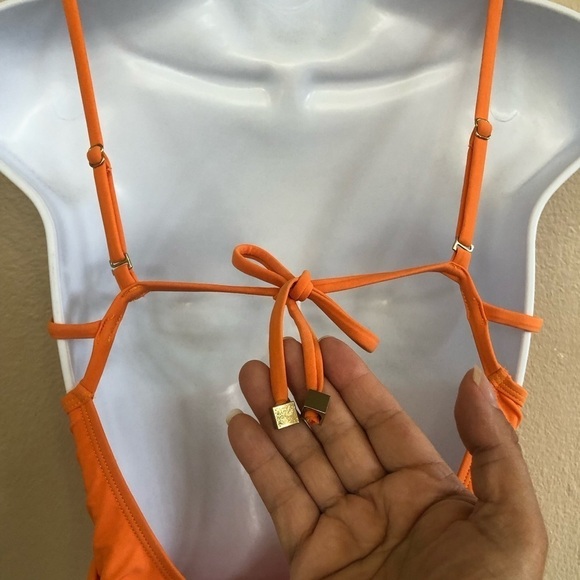 River Island Orange Strappy Chain Detail Underwire One-Piece Swimsuit US 4/8 UK - Picture 7 of 16